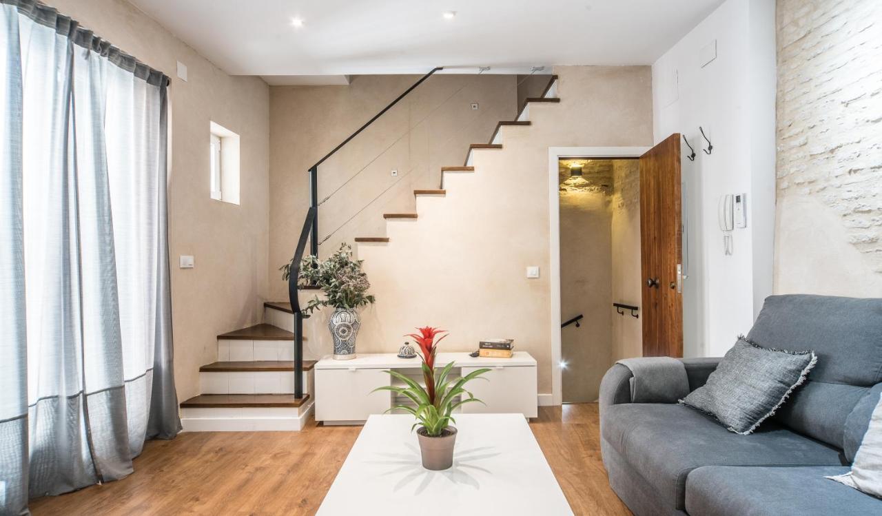 Rey De Sevilla Flats - Duplex Museo Buitenkant foto